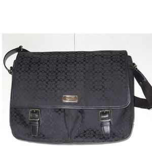 ❗️SOLD ❗️Large Coach Messenger Bag, Black